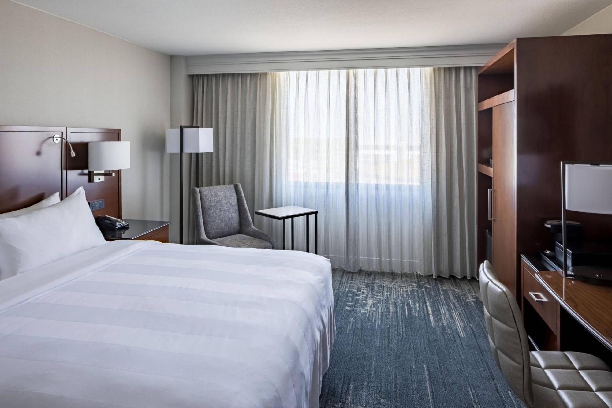 Richmond Marriott Hotell Eksteriør bilde